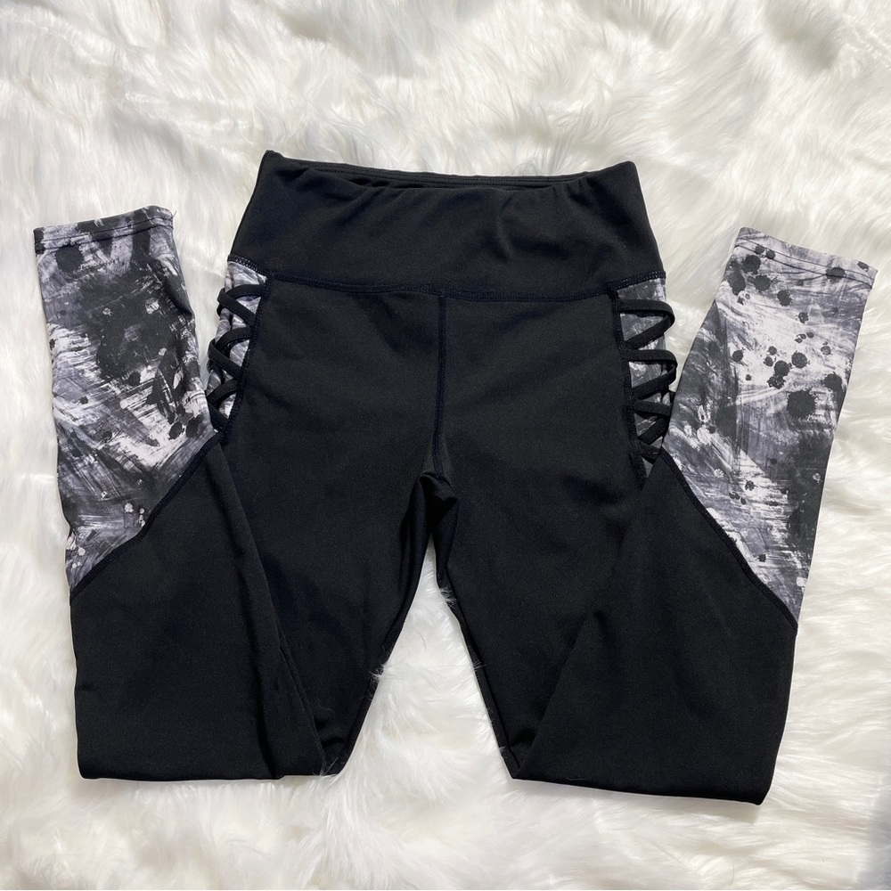 FashionNova NovaSport Brush It Off Active Leggings Black/Combo Size Small